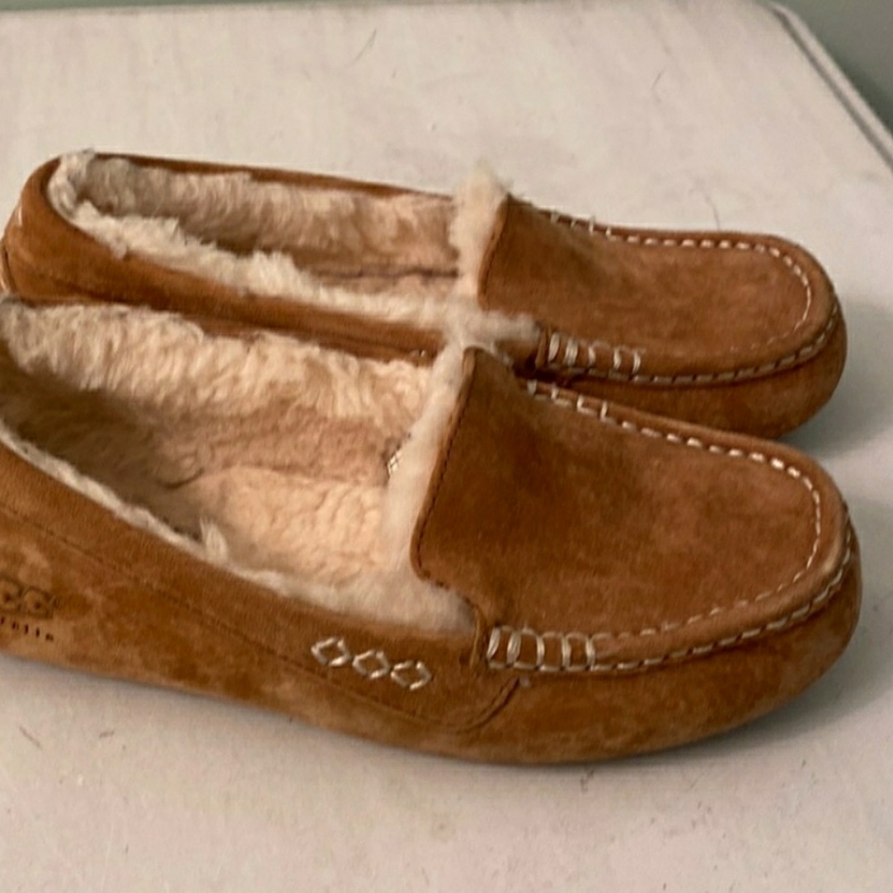 UGG Slipper